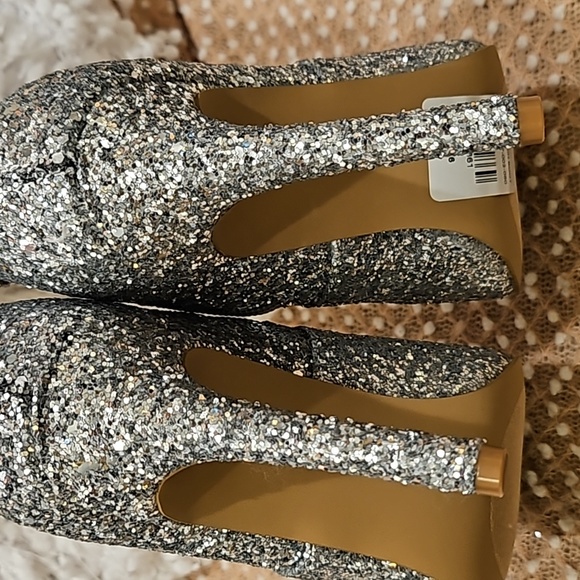 NY & CO Boots - Picture 8 of 16